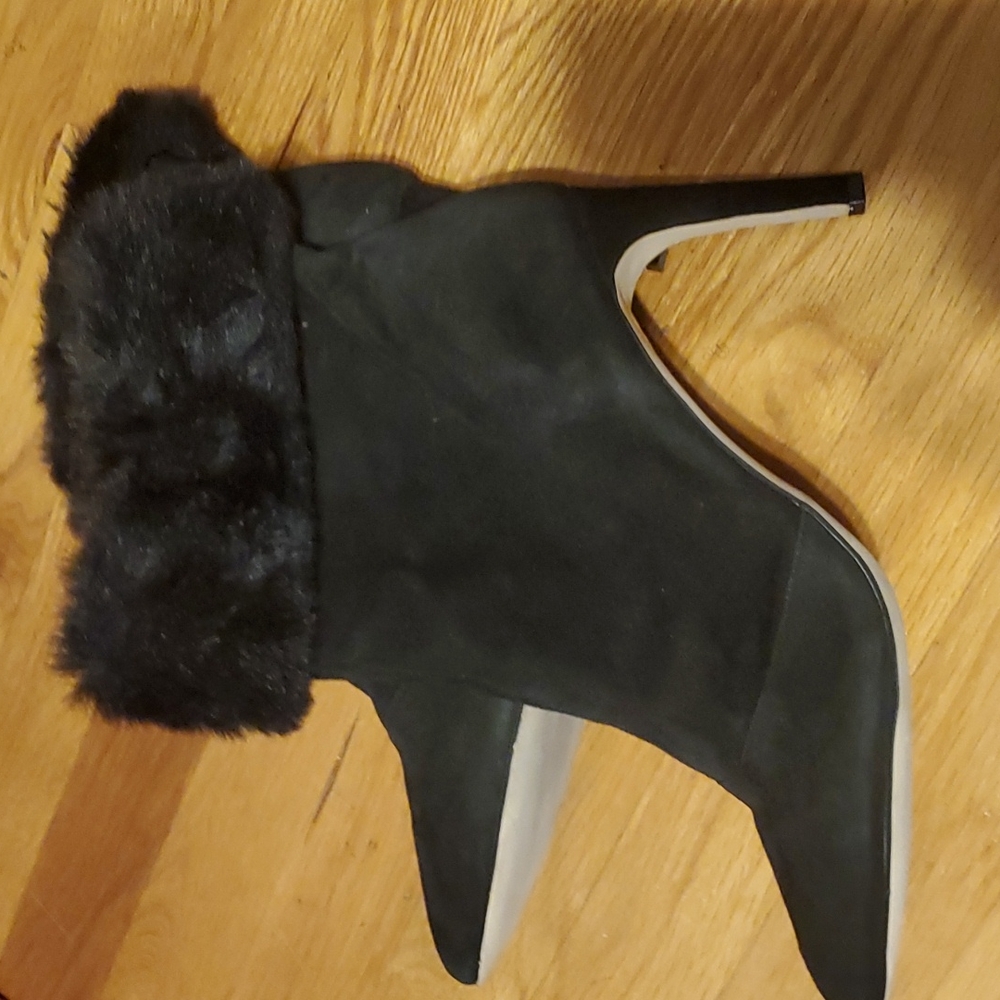 INC Black Leather Ankle Boot size 10M